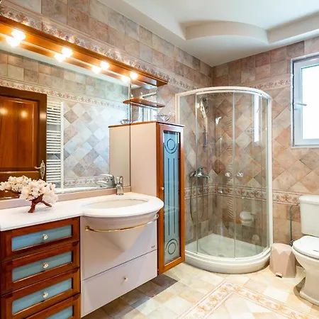 Vila Luxury Barbara Rhodes *