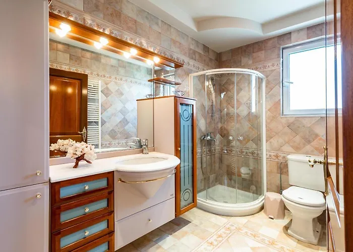 فيلة Luxury Barbara Rhodes *