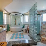 Luxury Barbara Rhodes *