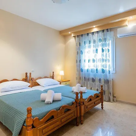 Luxury Barbara Rhodes *